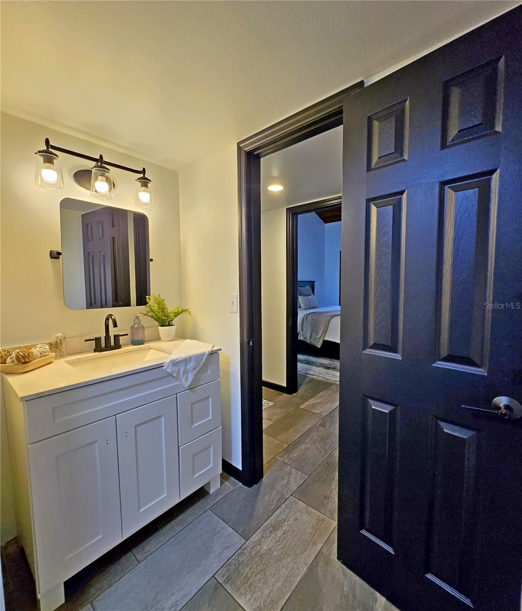 Image 23 of 34 For 816 Pinewood Ct  3126