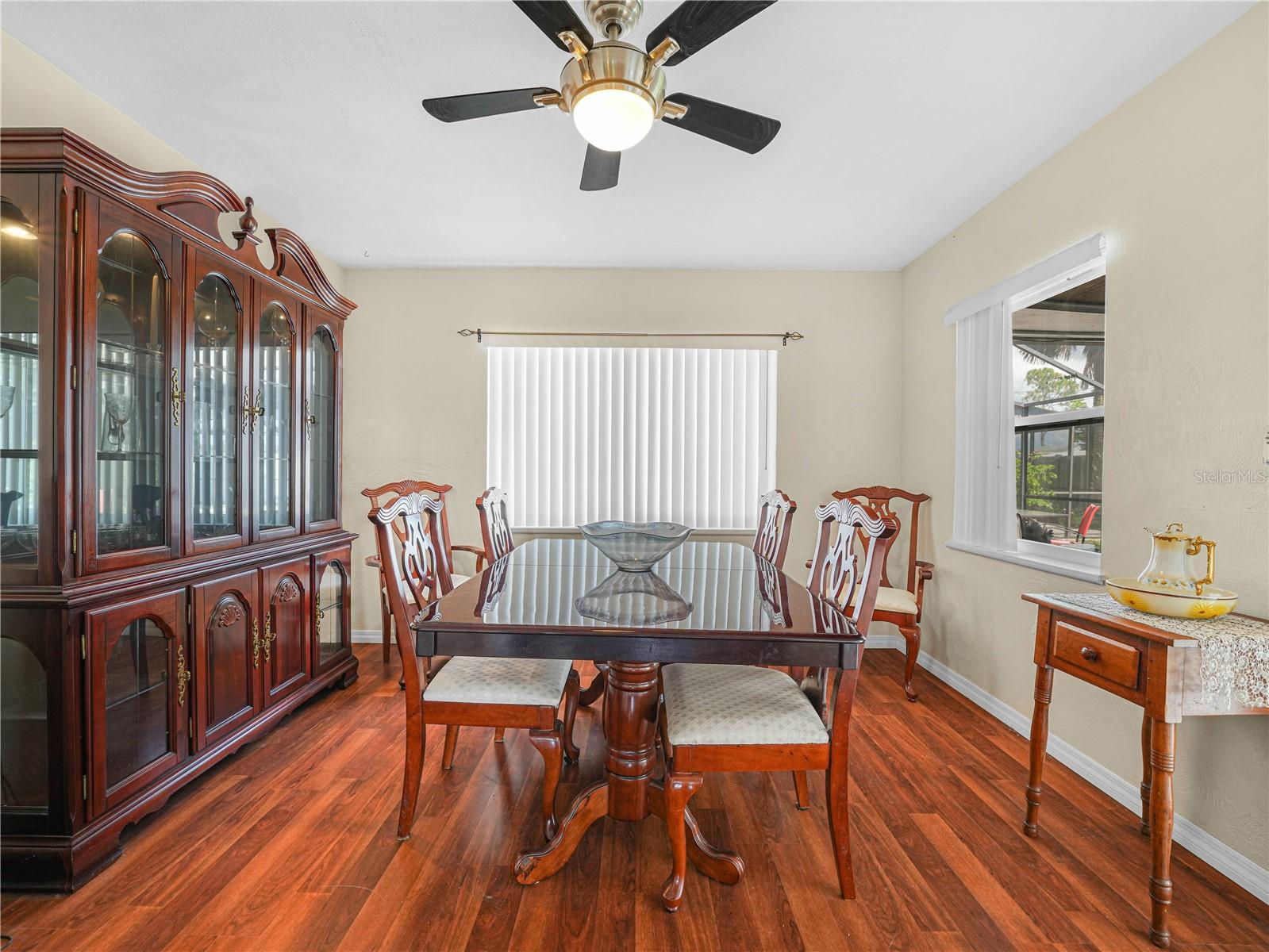 Image 22 of 53 For 320 8th Street N