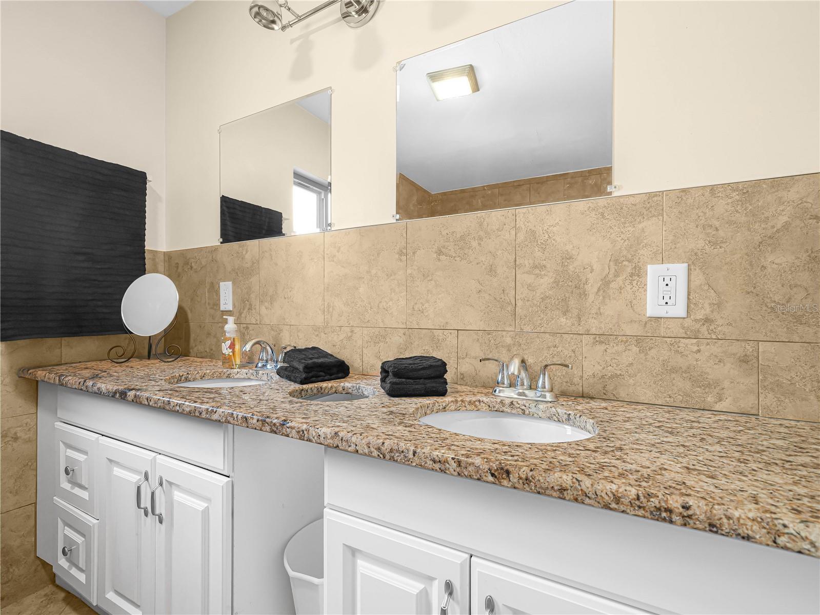 Image 27 of 53 For 320 8th Street N
