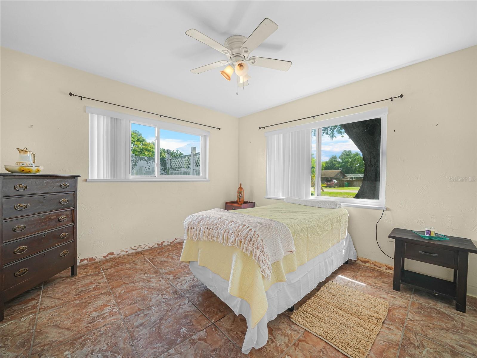 Image 32 of 53 For 320 8th Street N