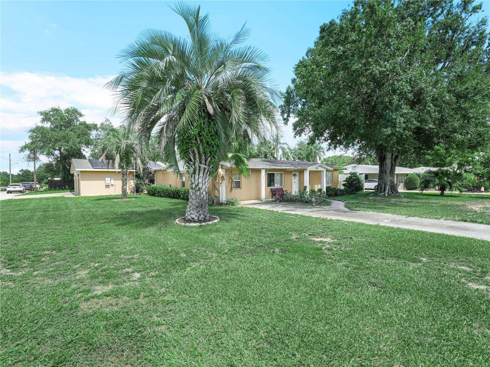 Image 4 of 53 For 320 8th Street N