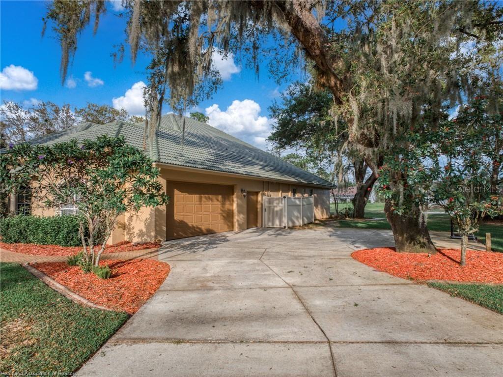 Image 34 of 39 For 3859 Enchanted Oaks Lane