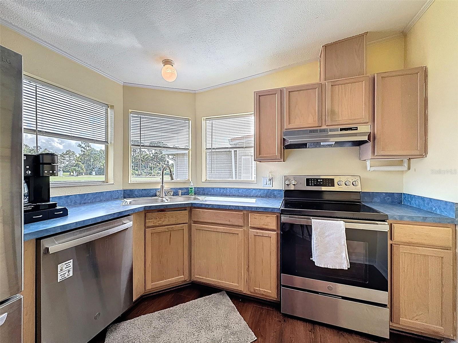 Image 16 of 63 For 81 Straphmore Drive