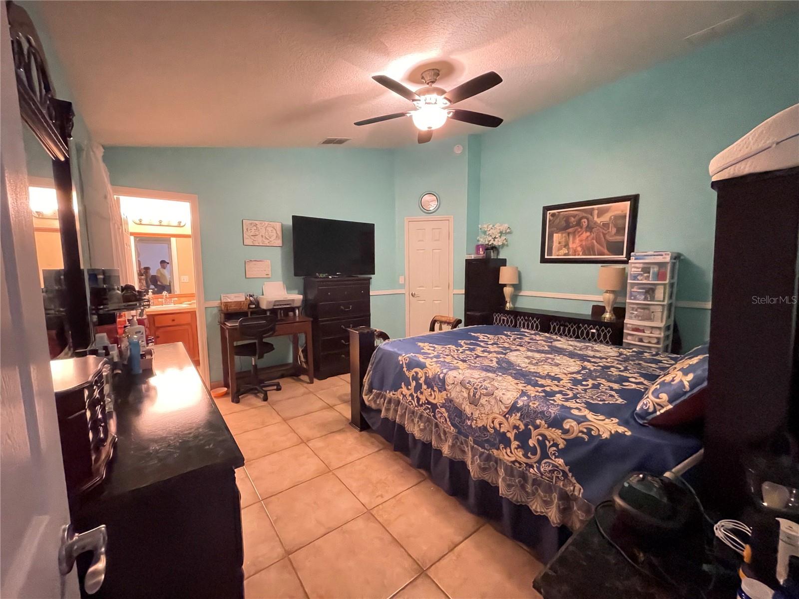 Image 17 of 30 For 1366 Merrimack Place