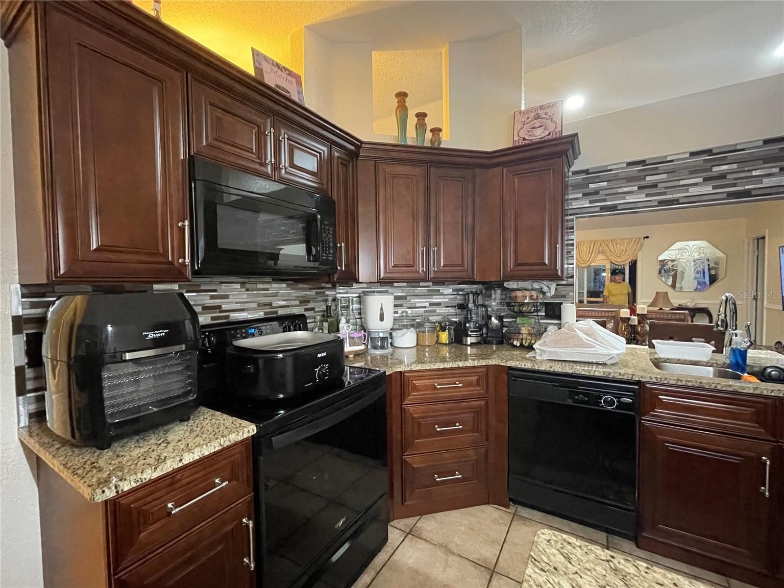 Image 4 of 30 For 1366 Merrimack Place