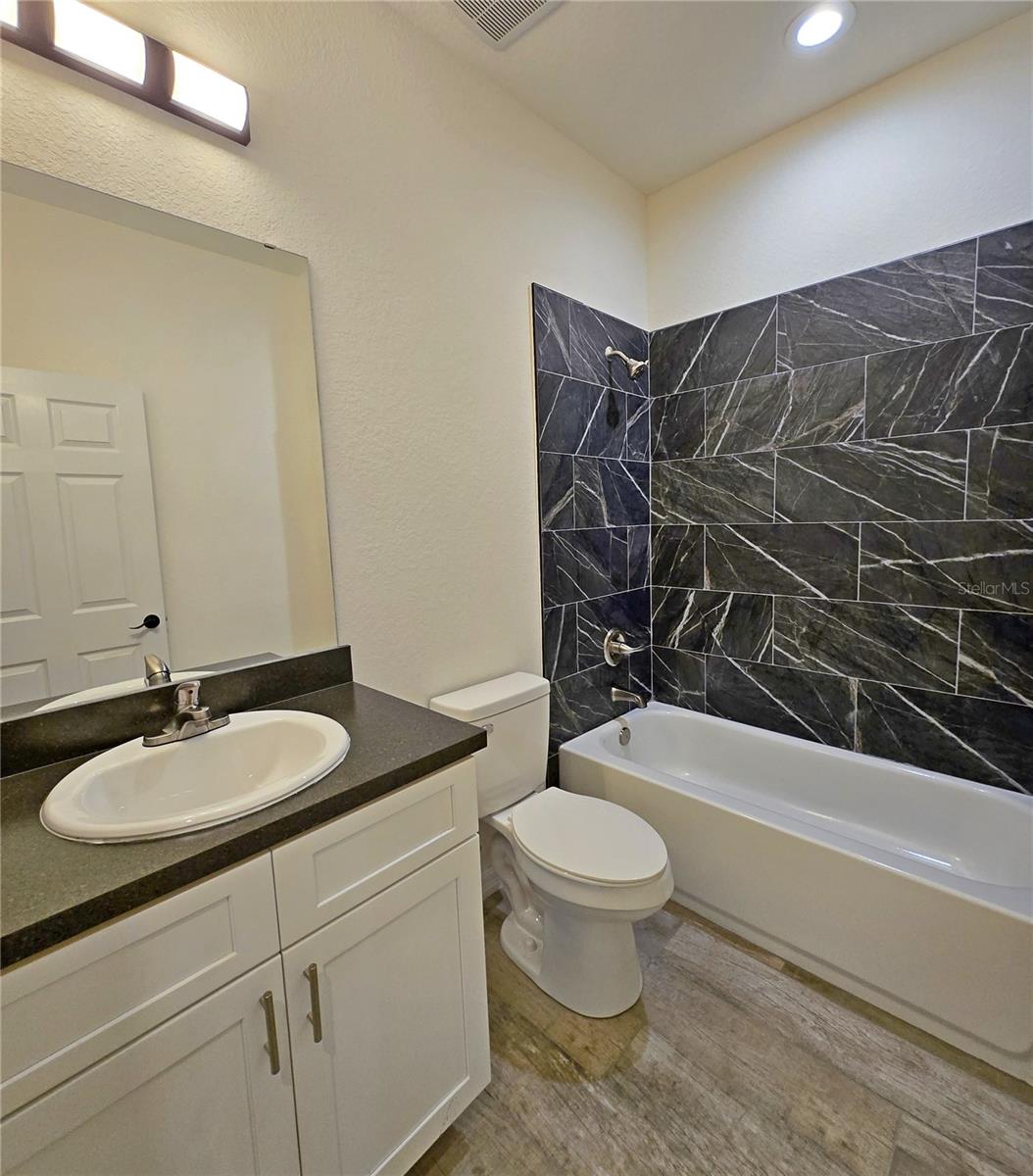 Image 26 of 35 For 3050 W Joliet Rd