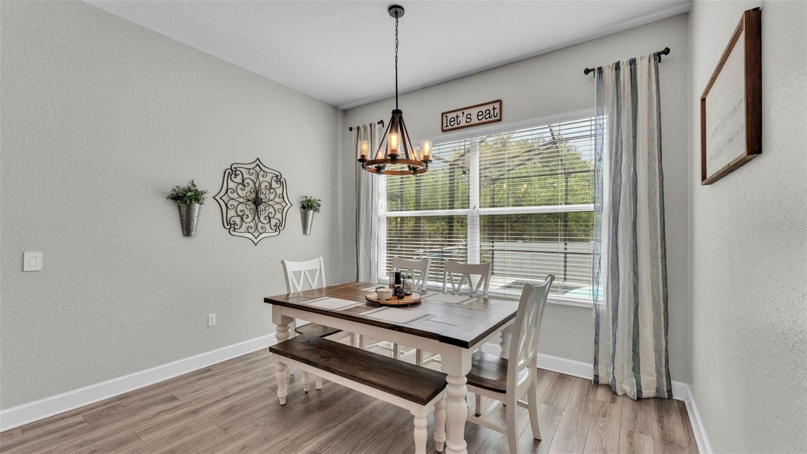 Image 34 of 73 For 308 Kissengen Park Drive