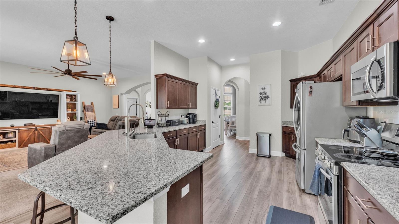 Image 37 of 73 For 308 Kissengen Park Drive