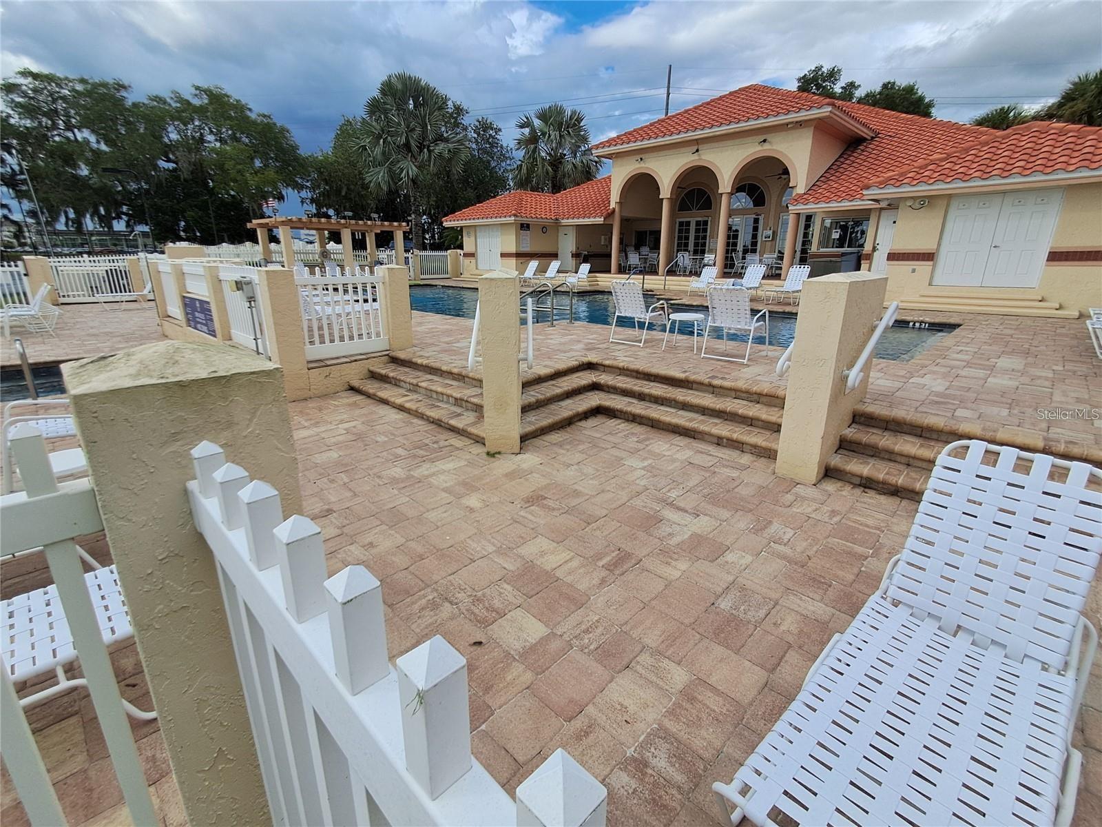 Image 16 of 18 For 7906 Waterview Way 7906