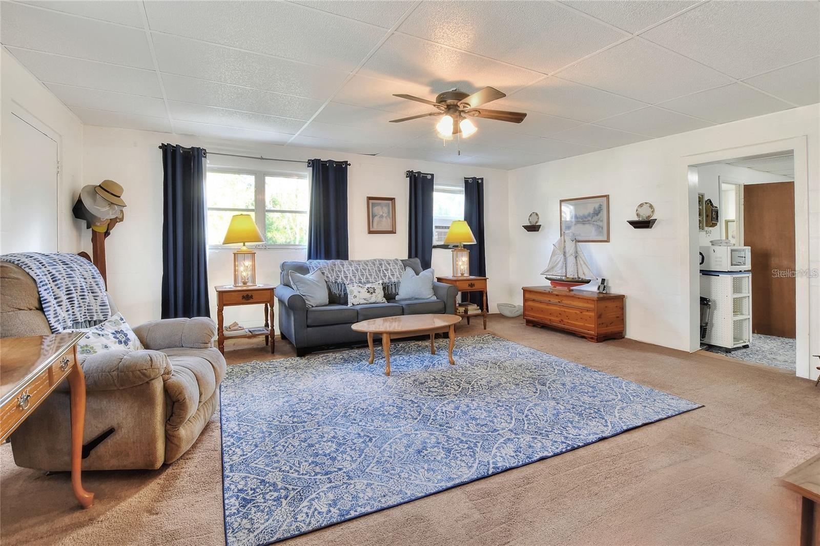 Listing photo id 9 for 119 Mini Ranch Road