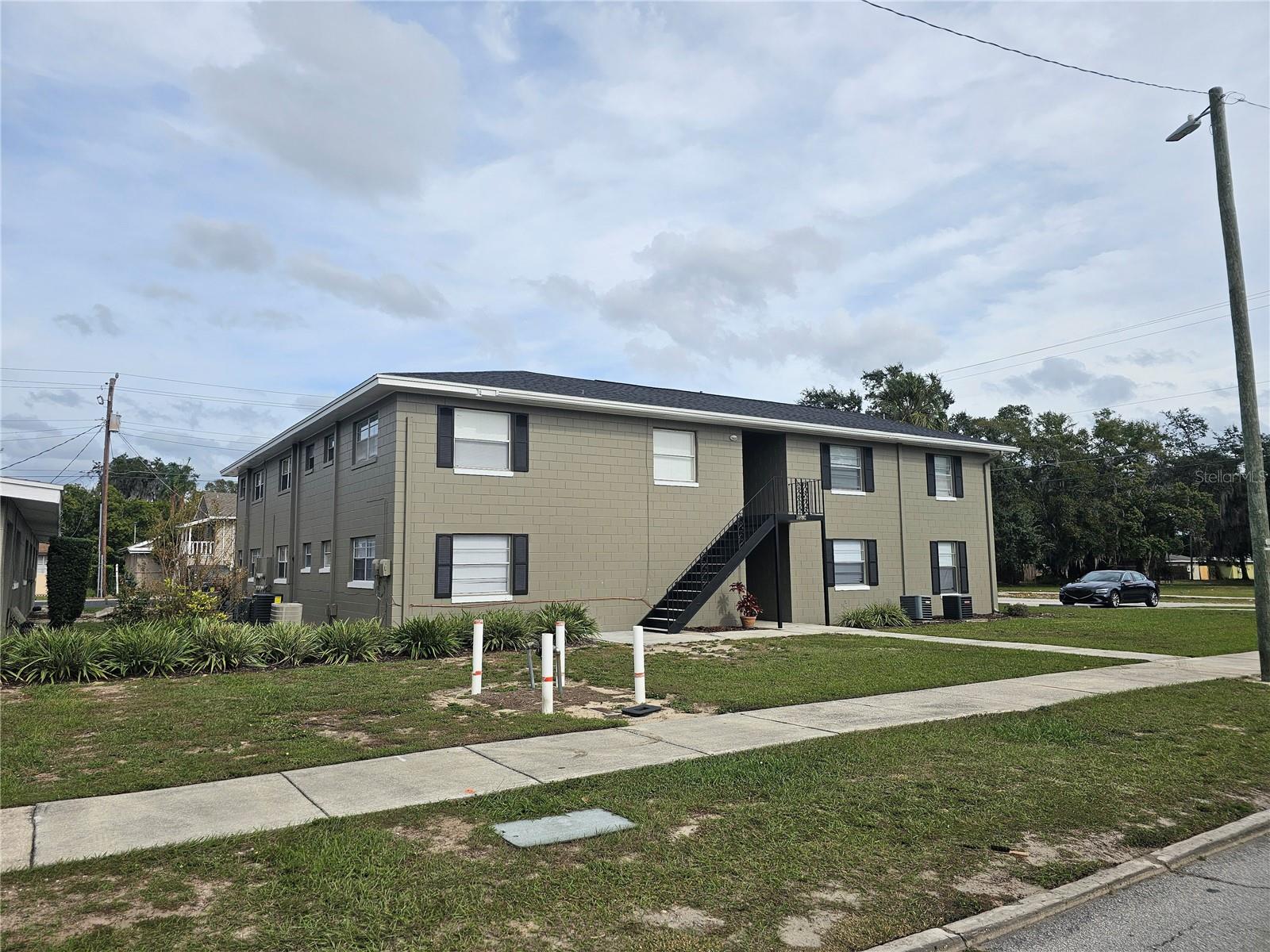 Details for 131 Avenue B Ne, WINTER HAVEN, FL 33881
