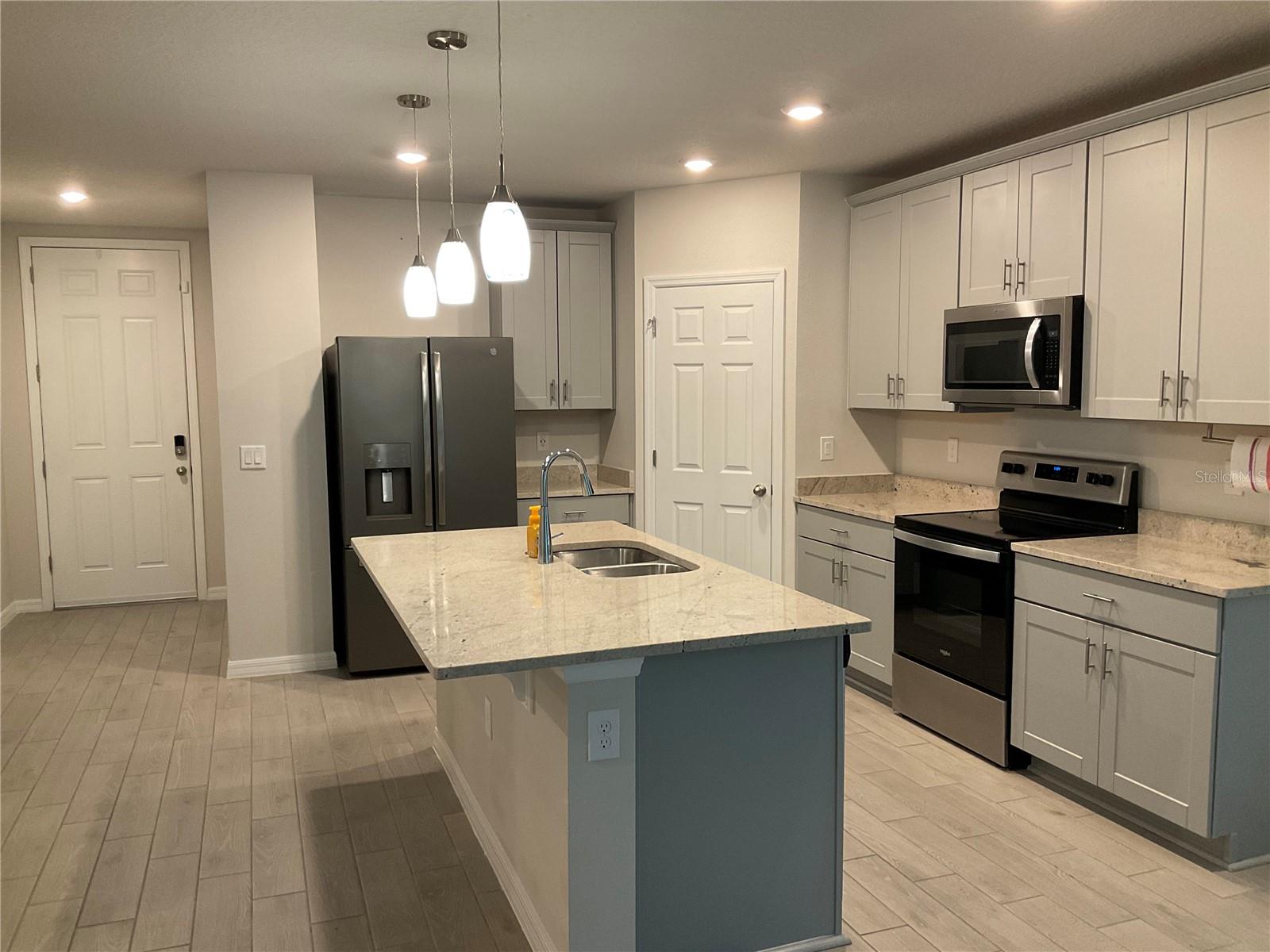 Image 2 of 15 For 1190 Yumuri Street