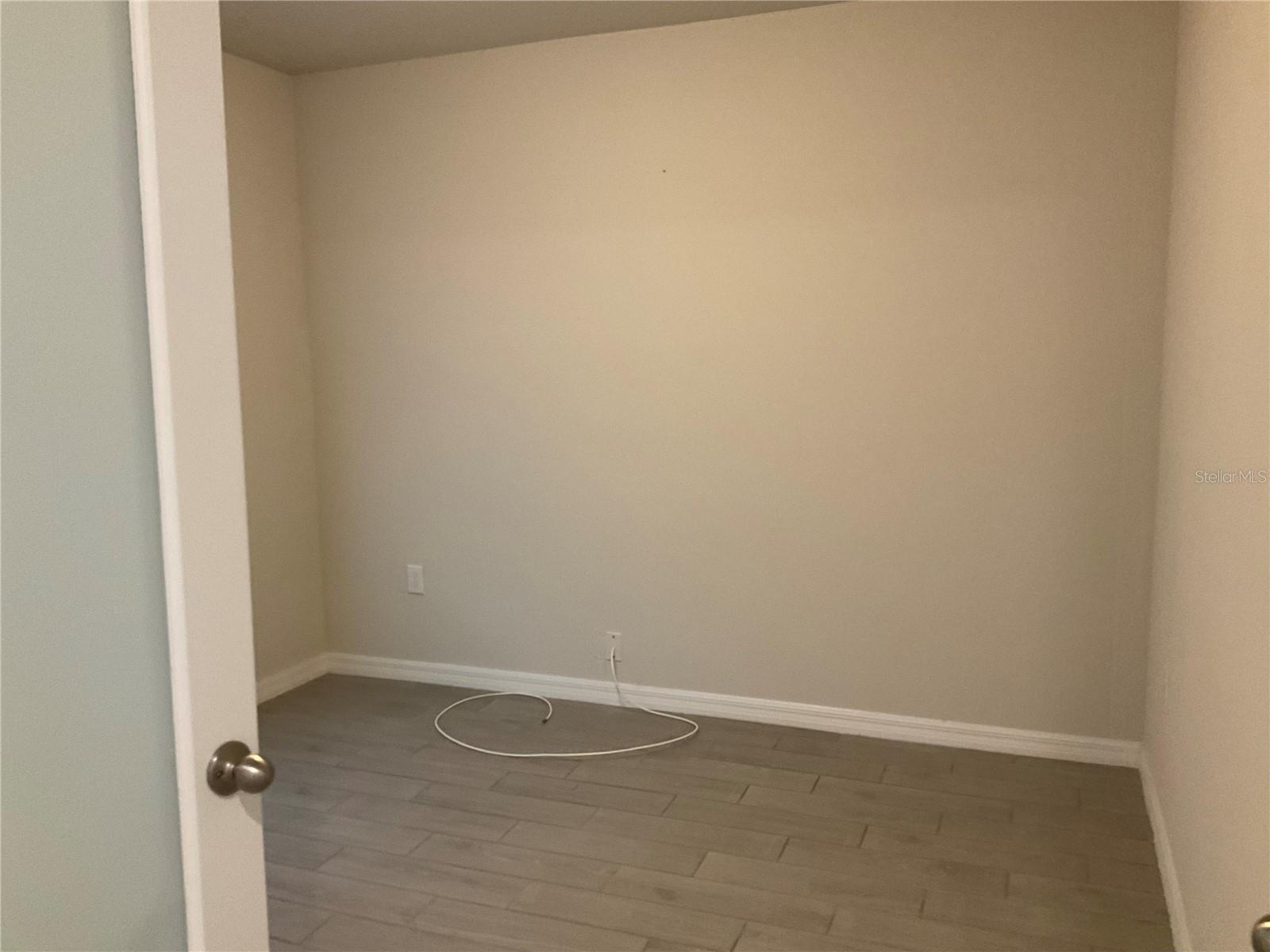 Image 6 of 15 For 1190 Yumuri Street