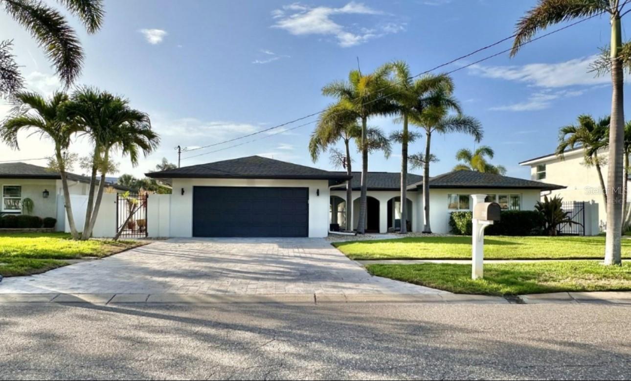 Details for 320 Palm Island Ne, CLEARWATER BEACH, FL 33767