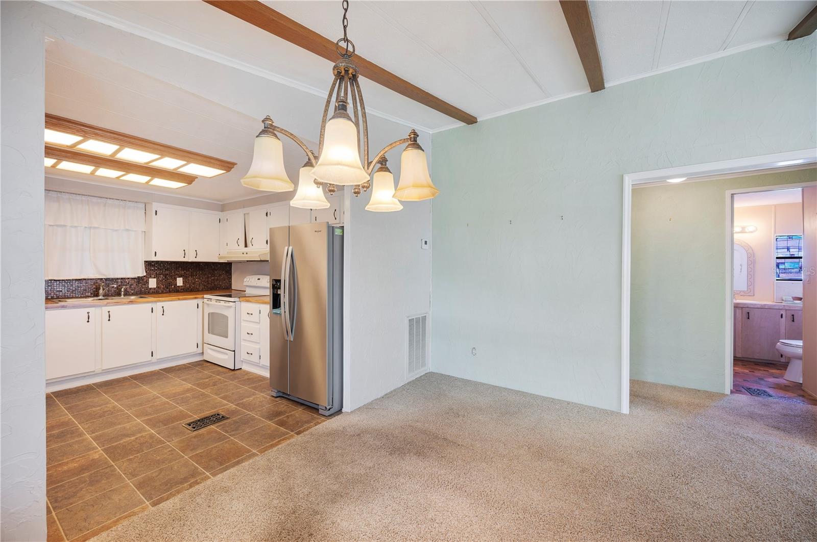 Image 10 of 35 For 6027 Grand Oaks Drive Se