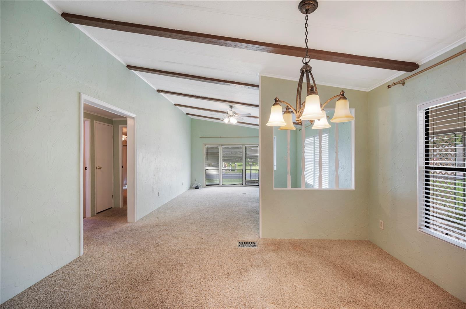 Image 12 of 35 For 6027 Grand Oaks Drive Se