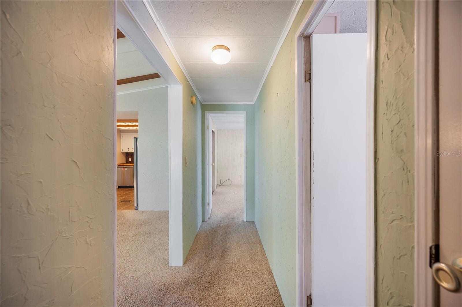 Image 13 of 35 For 6027 Grand Oaks Drive Se