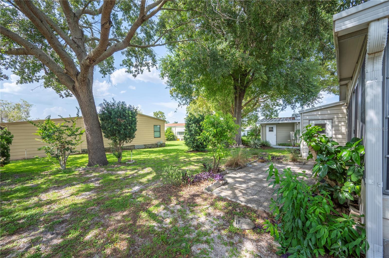 Image 27 of 35 For 6027 Grand Oaks Drive Se