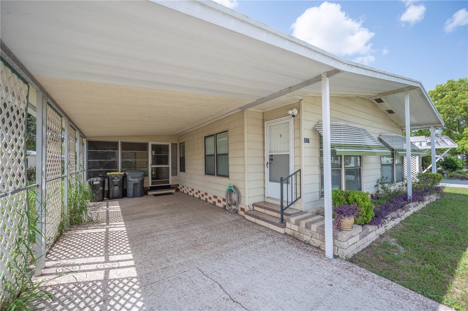 Image 4 of 35 For 6027 Grand Oaks Drive Se