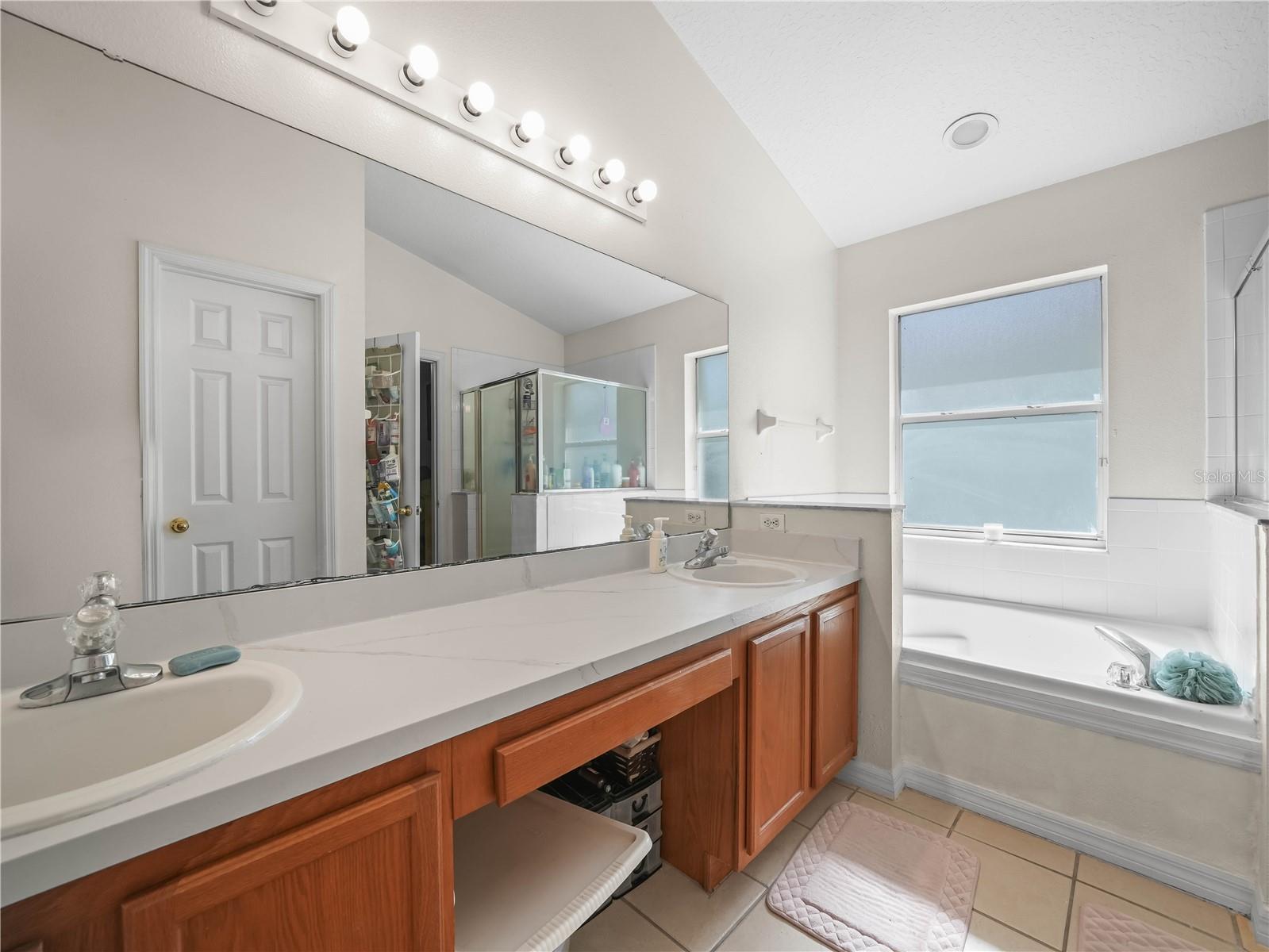 Image 14 of 22 For 2538 Crown Ridge Circle