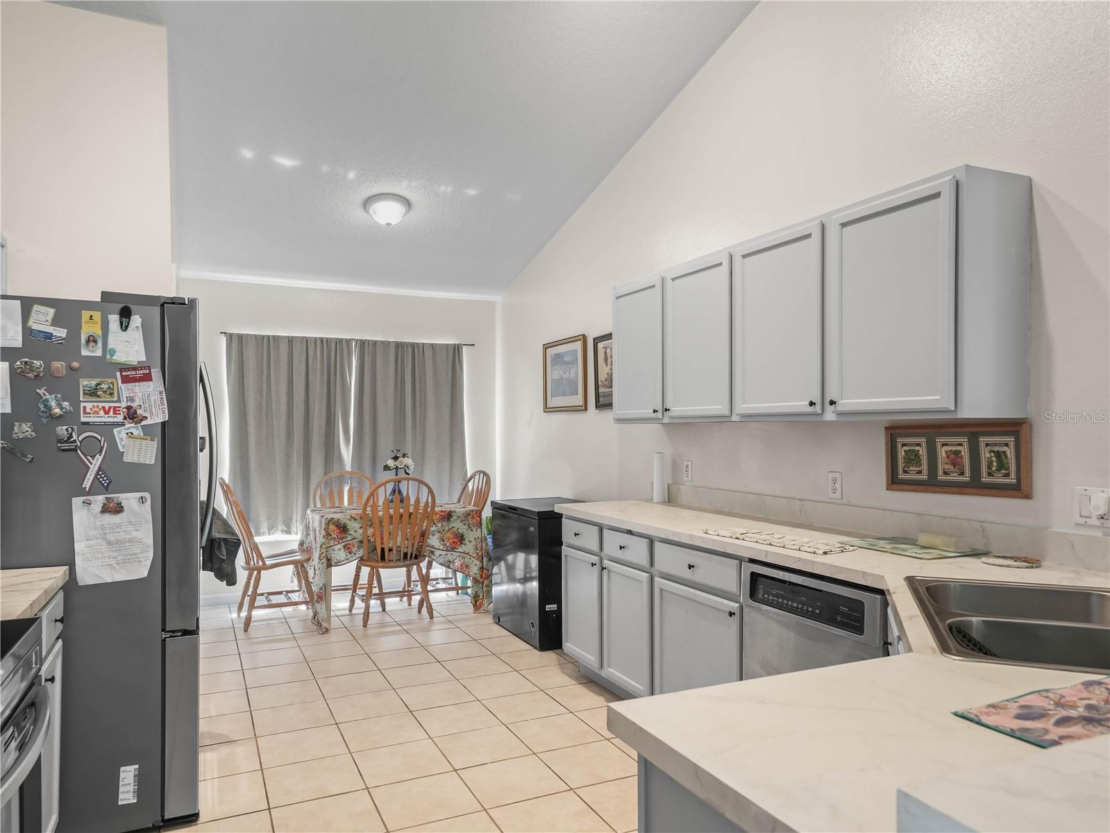 Image 8 of 22 For 2538 Crown Ridge Circle