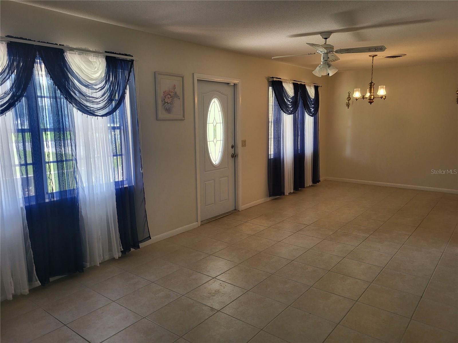 Image 3 of 18 For 514 7th Street S