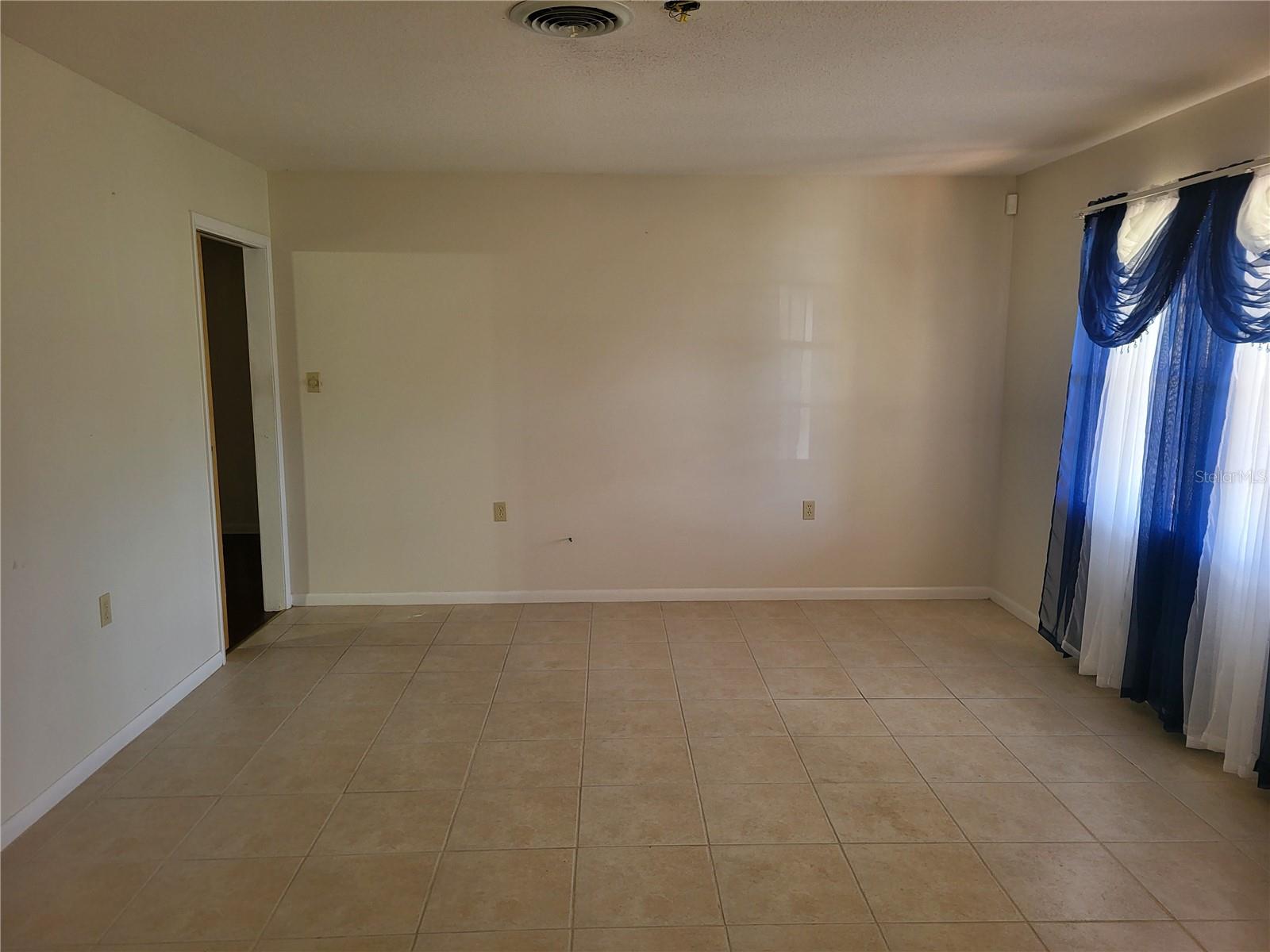 Image 9 of 18 For 514 7th Street S