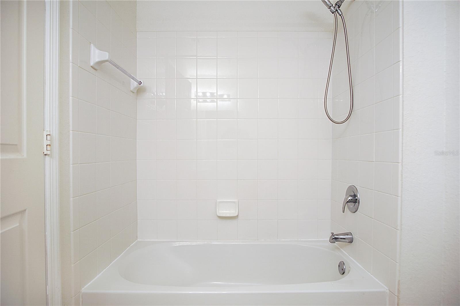 Image 20 of 32 For 4562 Yellowgold Road E 104