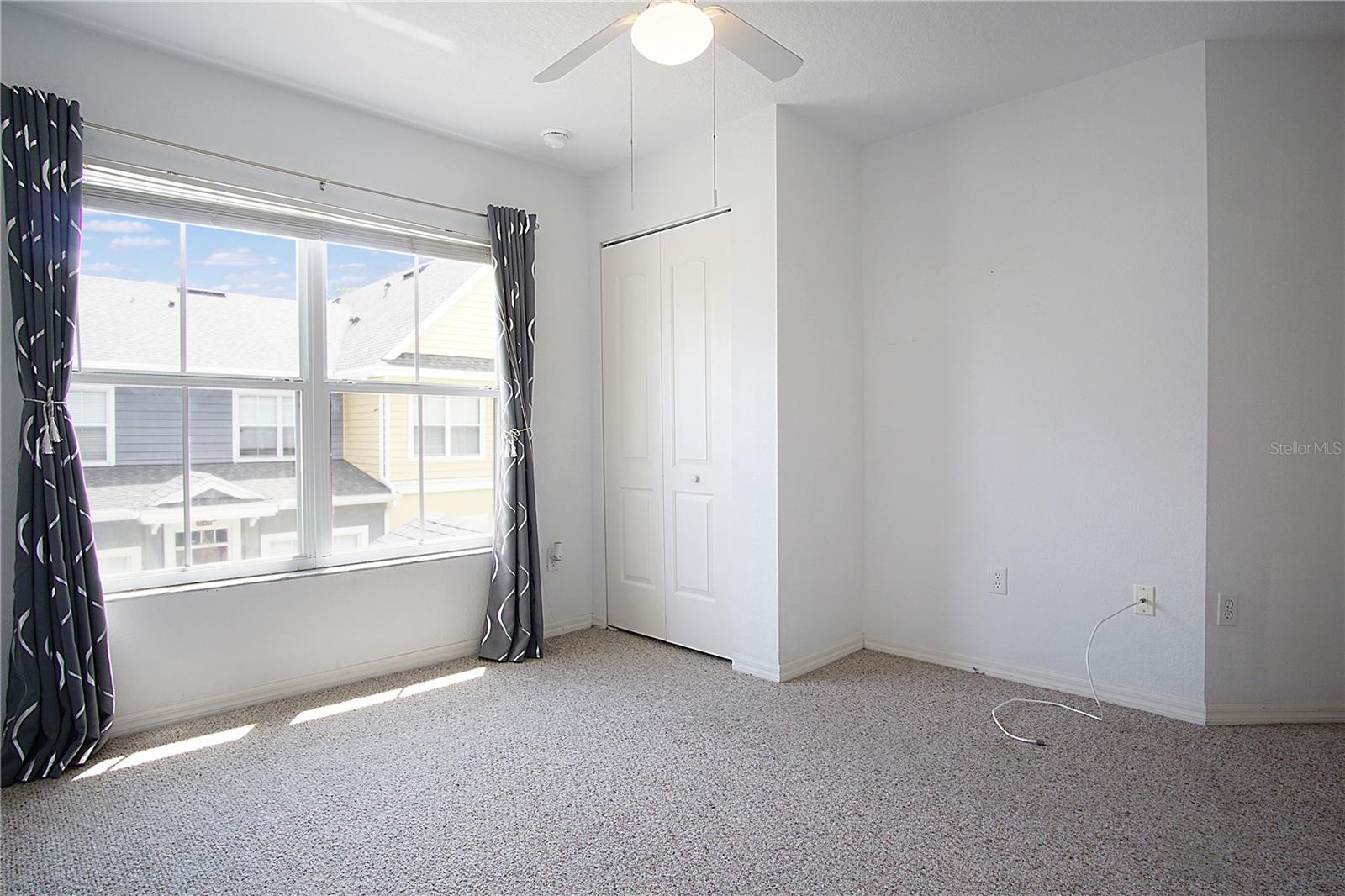 Image 22 of 32 For 4562 Yellowgold Road E 104