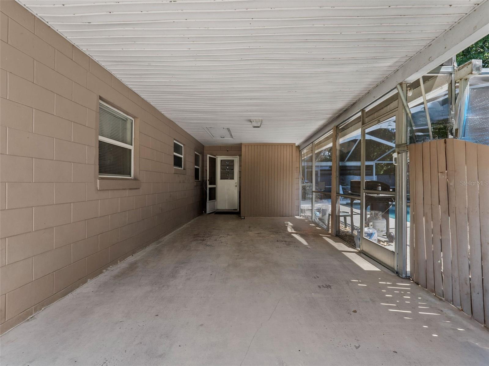 Image 16 of 52 For 2800 Sunset Drive Nw