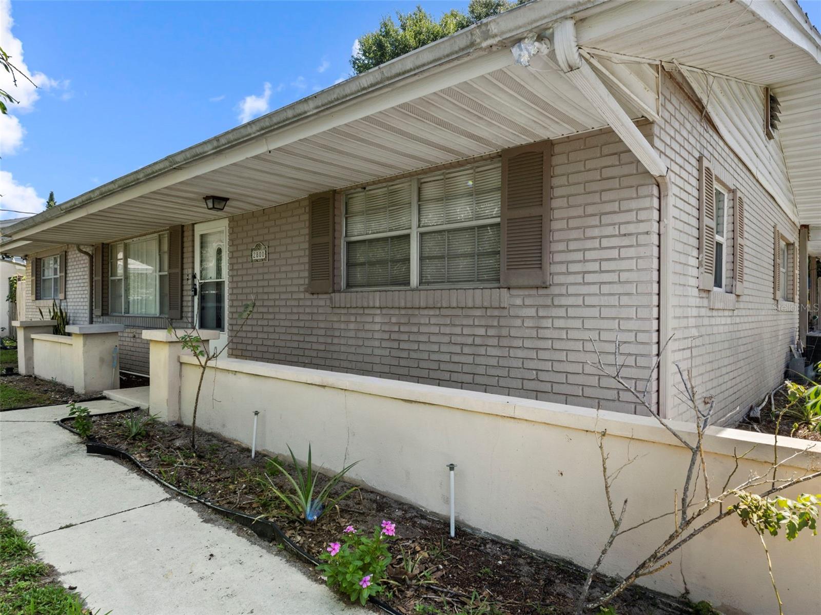 Image 2 of 52 For 2800 Sunset Drive Nw