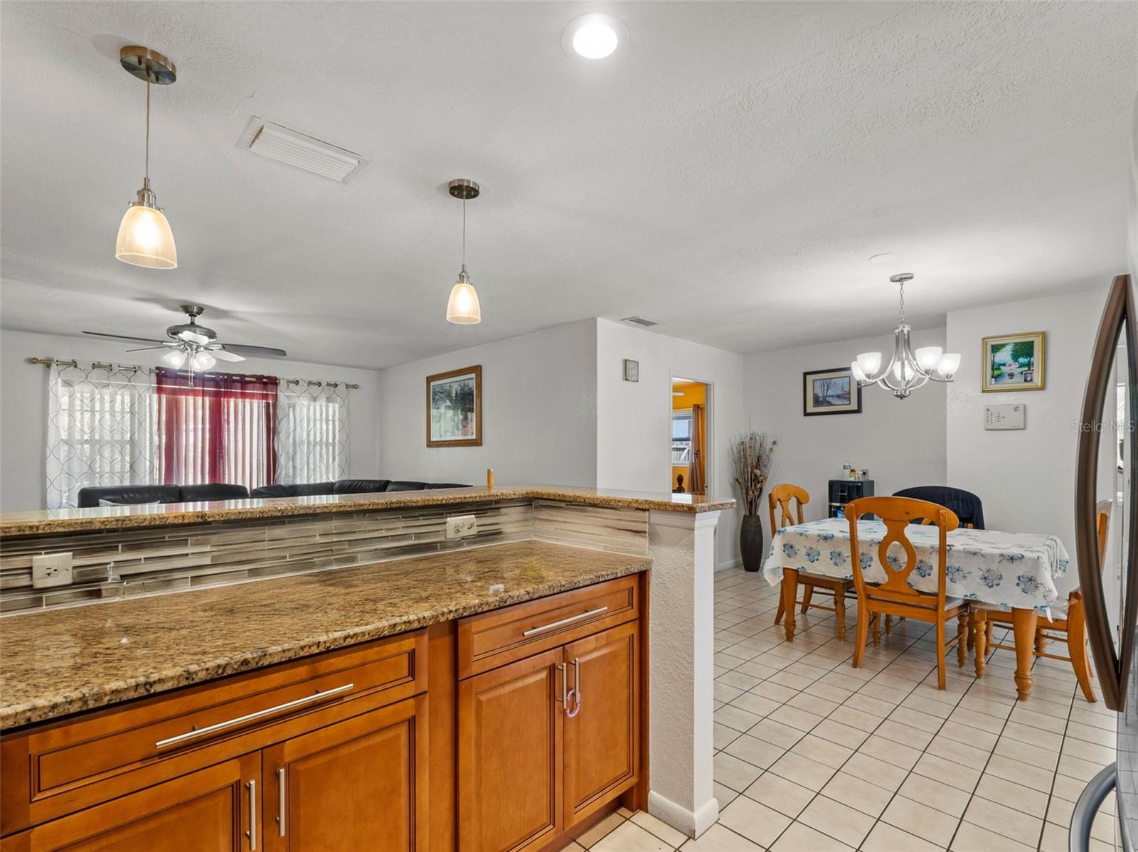 Image 39 of 52 For 2800 Sunset Drive Nw