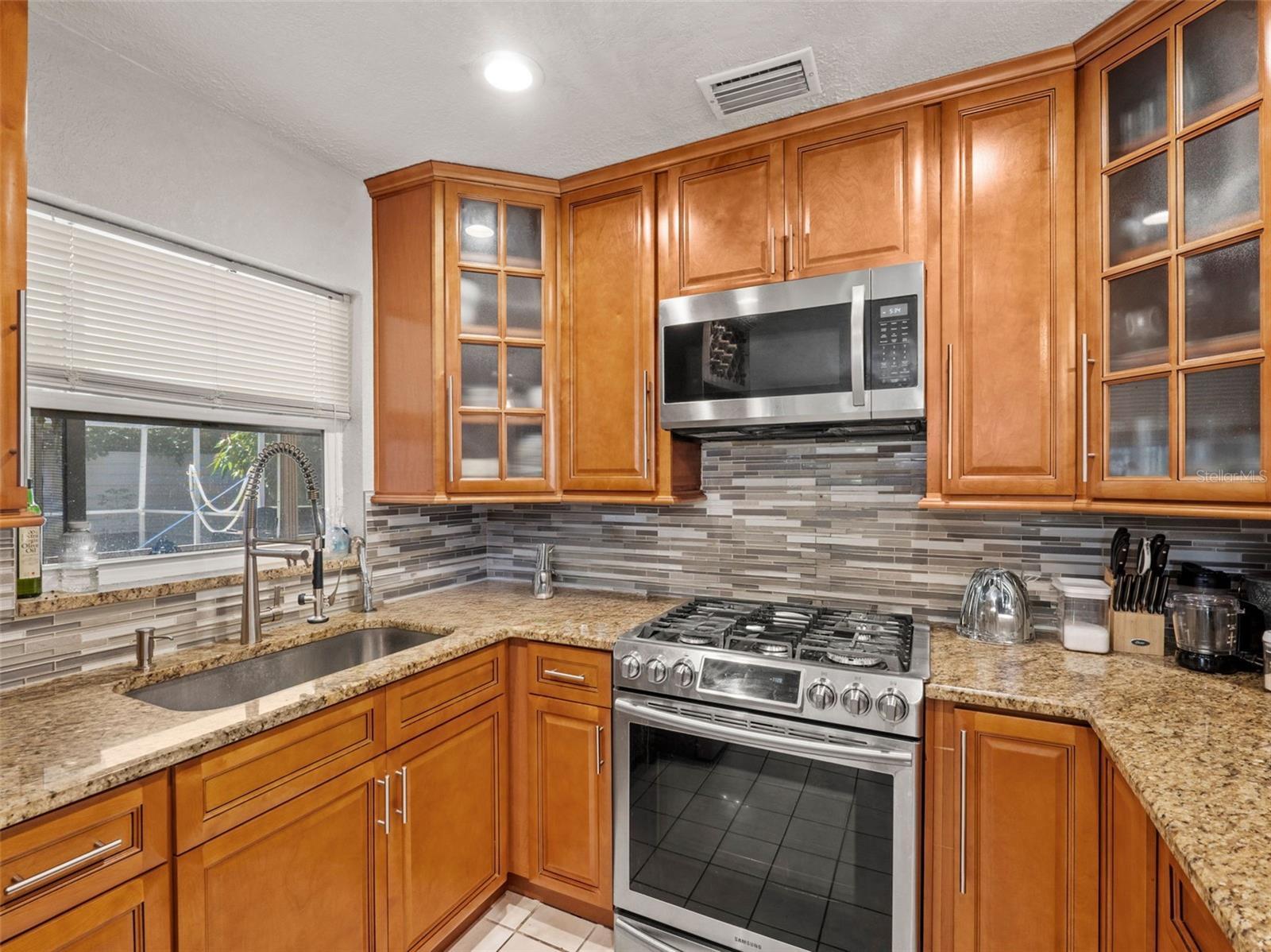 Image 42 of 52 For 2800 Sunset Drive Nw