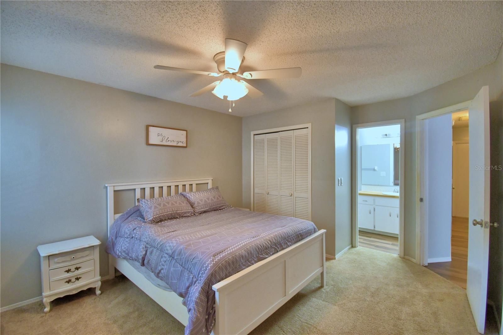 Image 12 of 36 For 658 Lake Dexter Circle