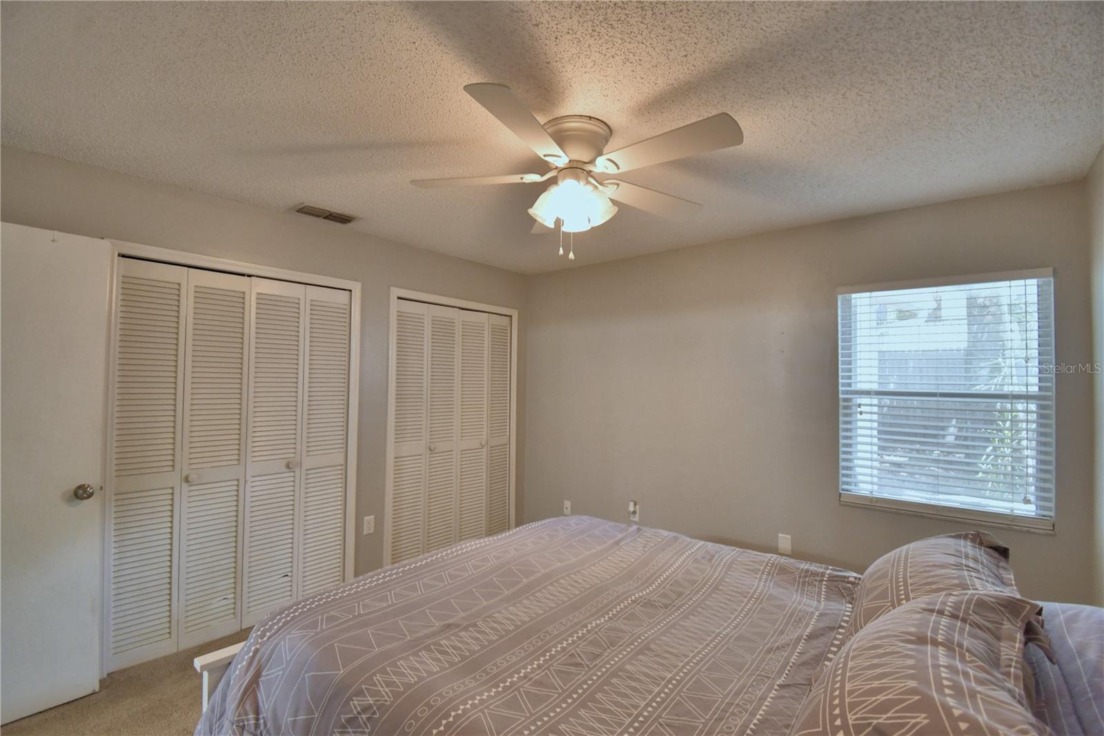 Image 15 of 36 For 658 Lake Dexter Circle