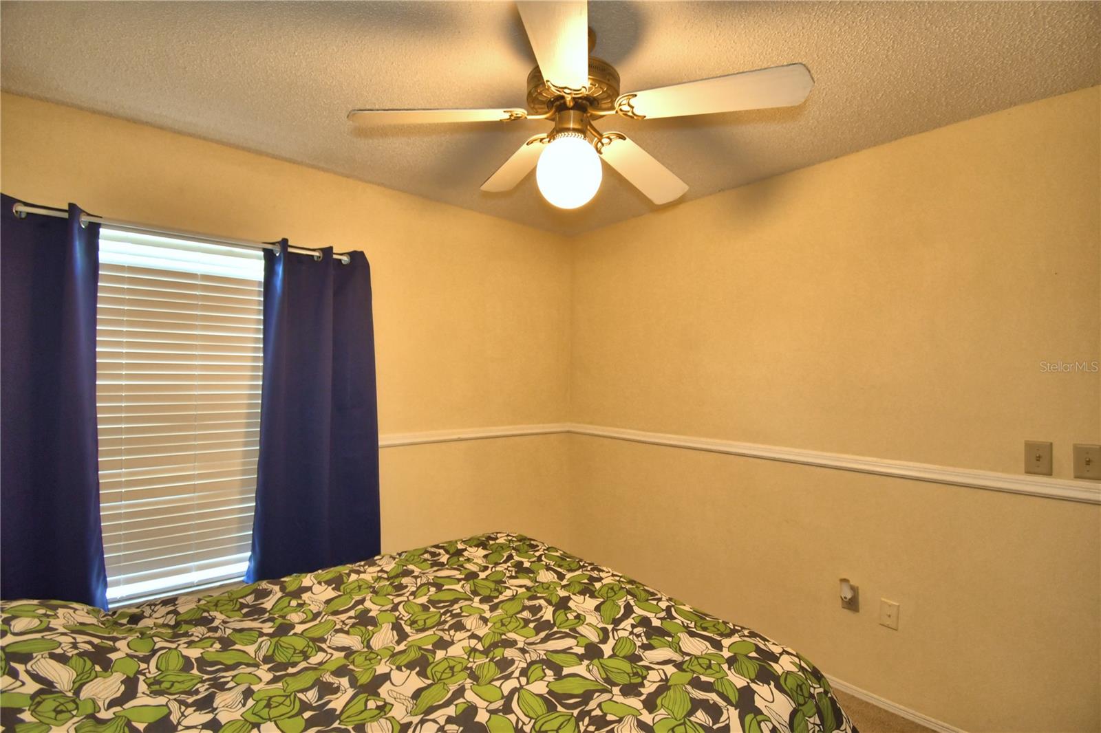 Image 22 of 36 For 658 Lake Dexter Circle