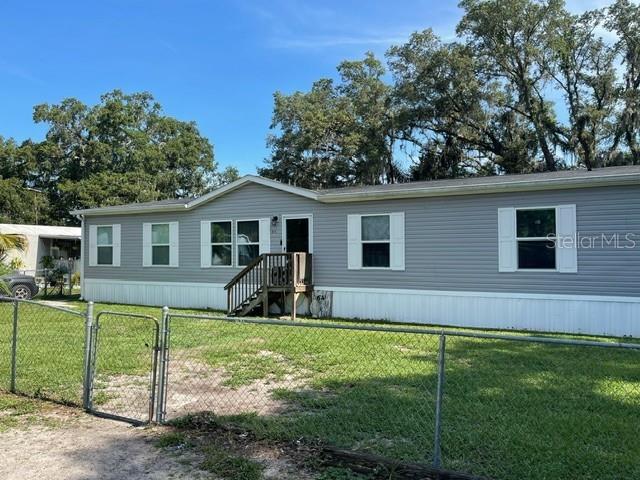 Image 2 of 17 For 646 4th Street