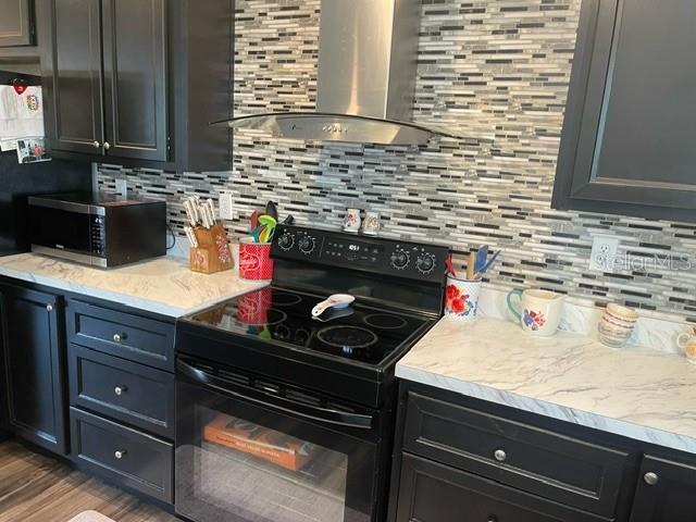 Image 4 of 17 For 646 4th Street
