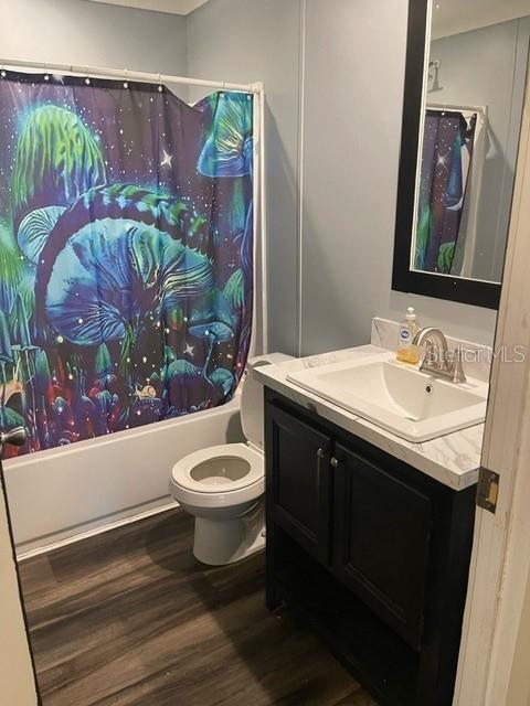 Image 8 of 17 For 646 4th Street