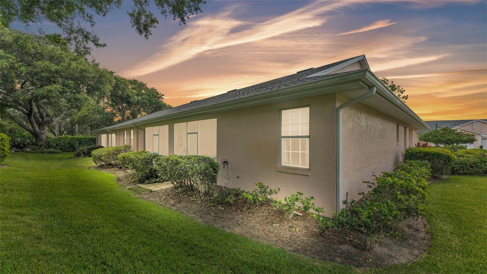 Image 3 of 46 For 13 Enclave Drive