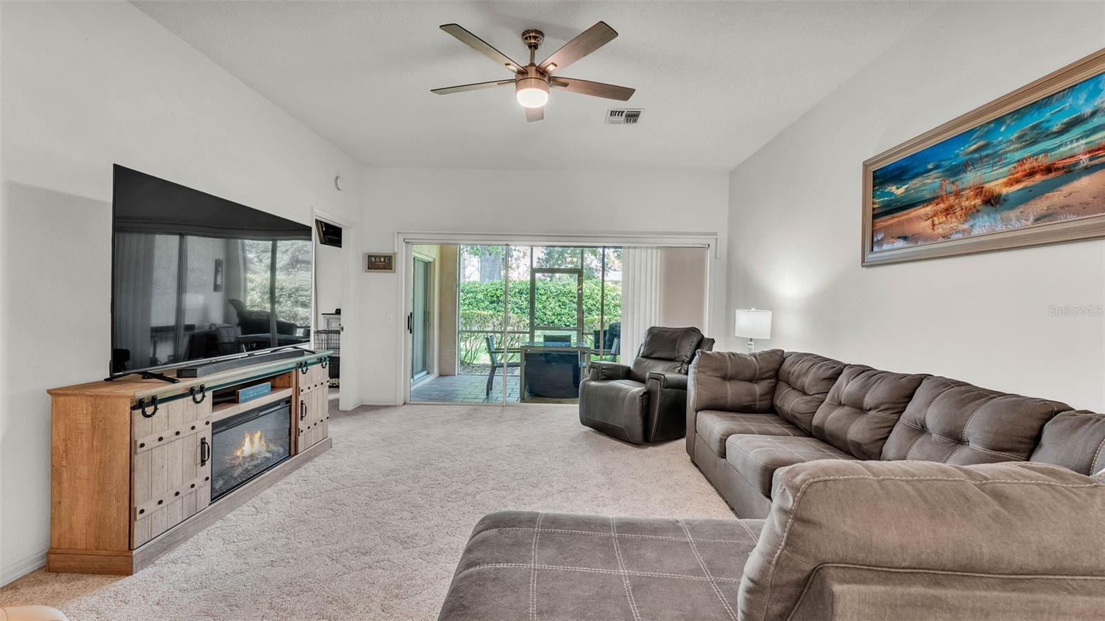 Image 9 of 13 For 13 Enclave Drive