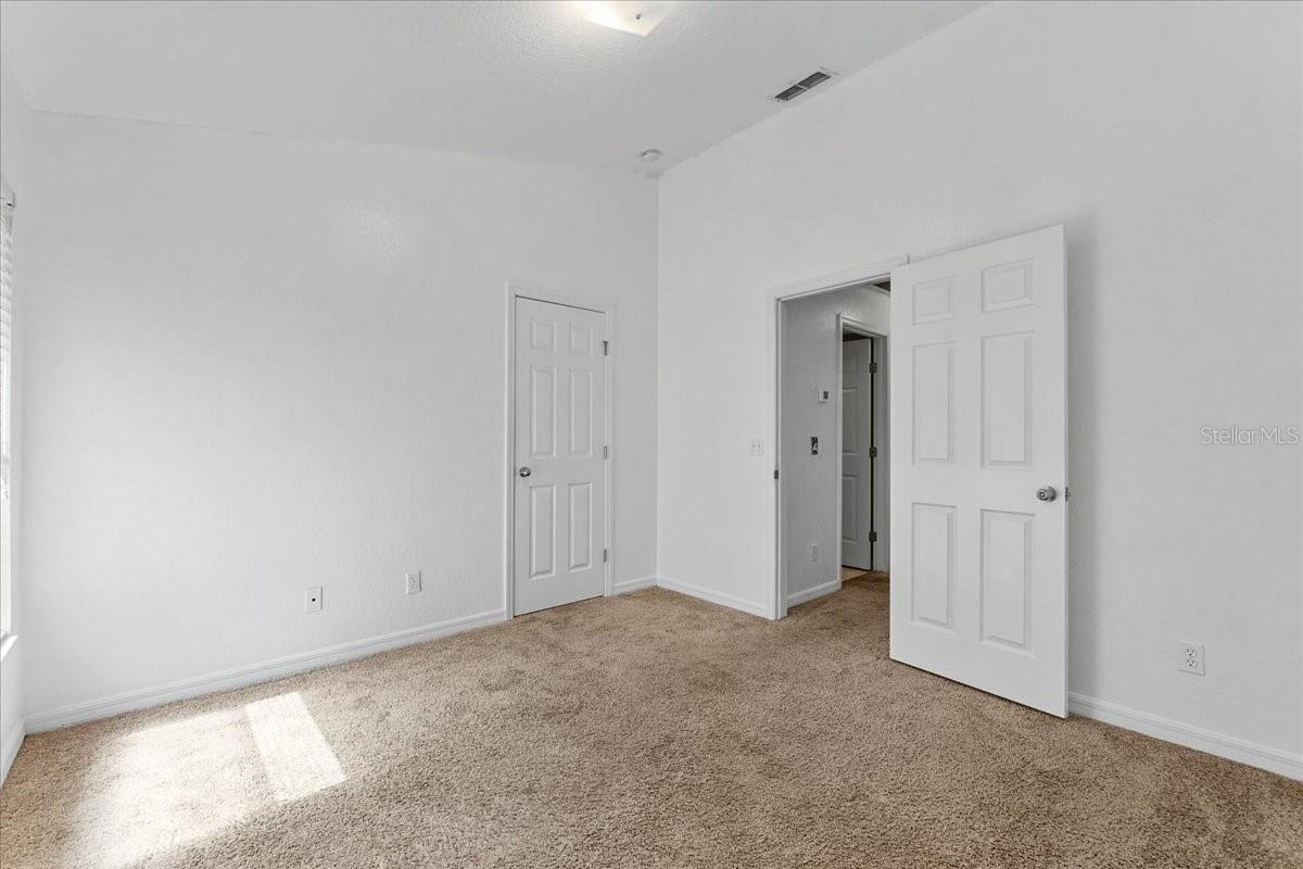 Image 22 of 30 For 2740 Rochelle Drive