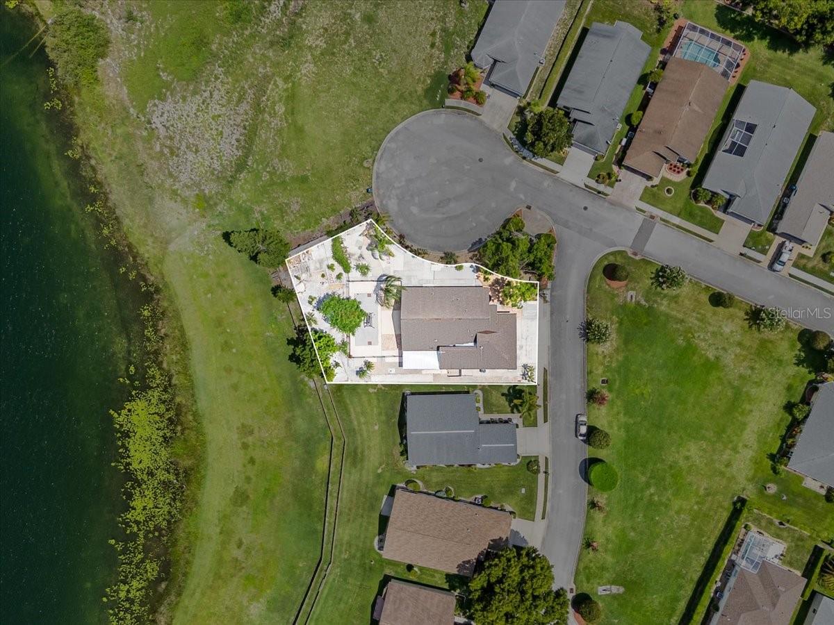 Details for 452 Lake Suzanne Drive, LAKE WALES, FL 33859