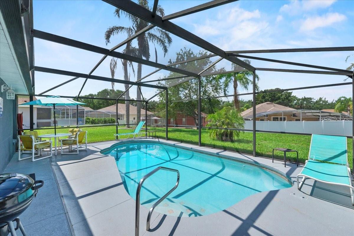 Image 2 of 41 For 419 Wellesly Drive