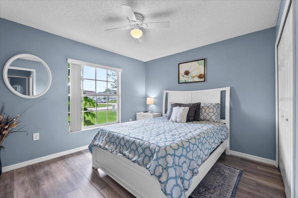 Image 21 of 41 For 419 Wellesly Drive