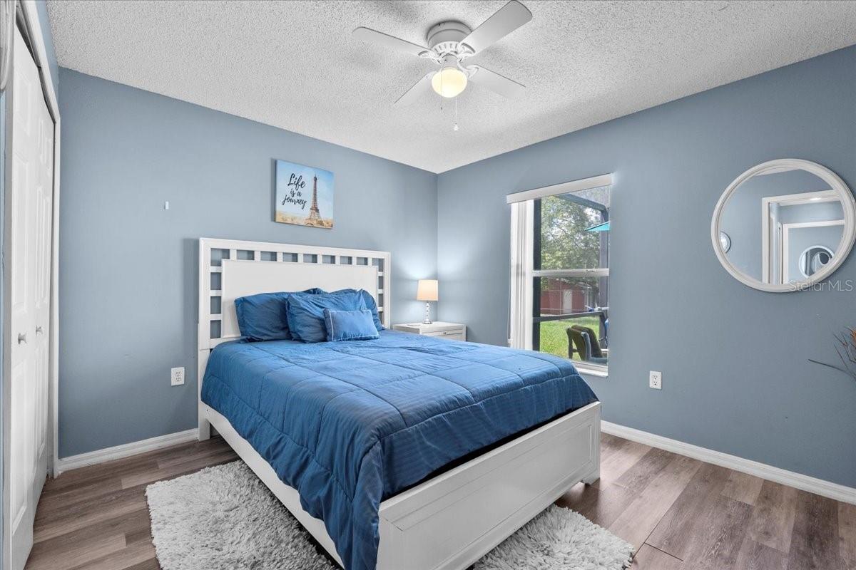 Image 26 of 41 For 419 Wellesly Drive