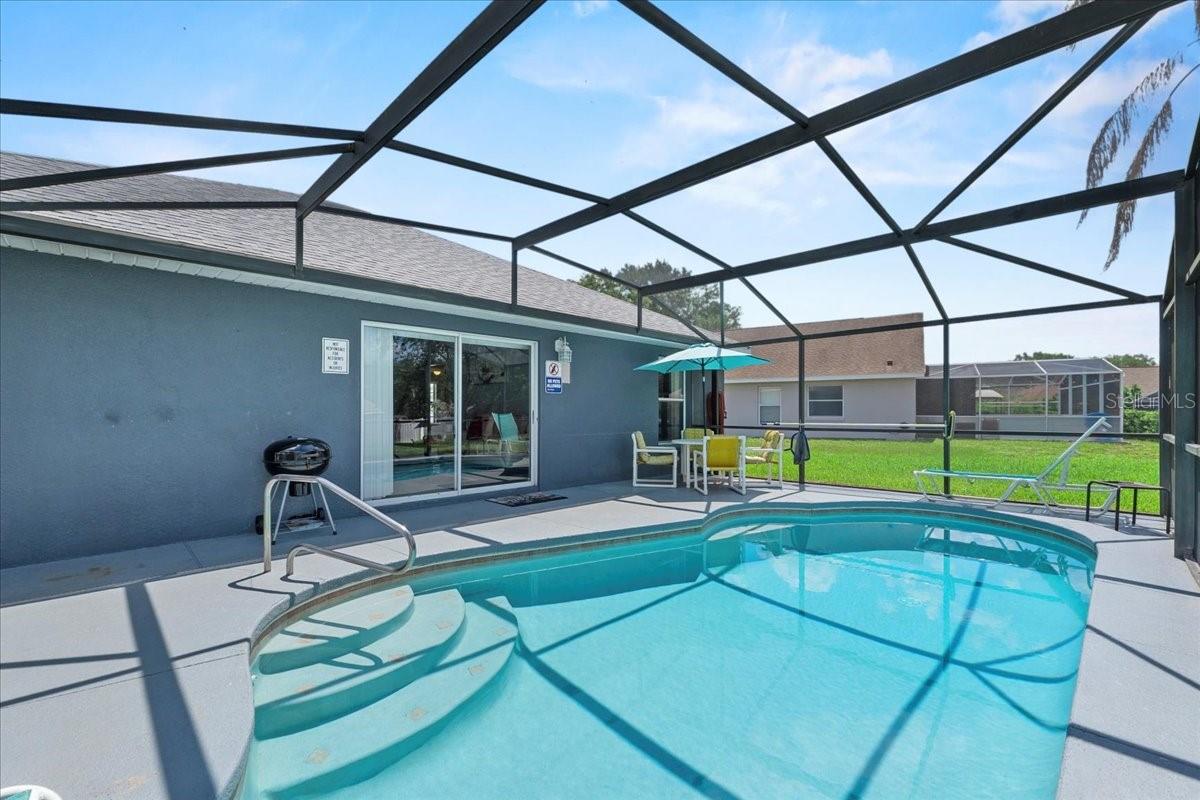 Image 27 of 41 For 419 Wellesly Drive