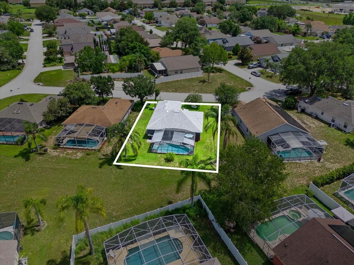 Image 36 of 41 For 419 Wellesly Drive