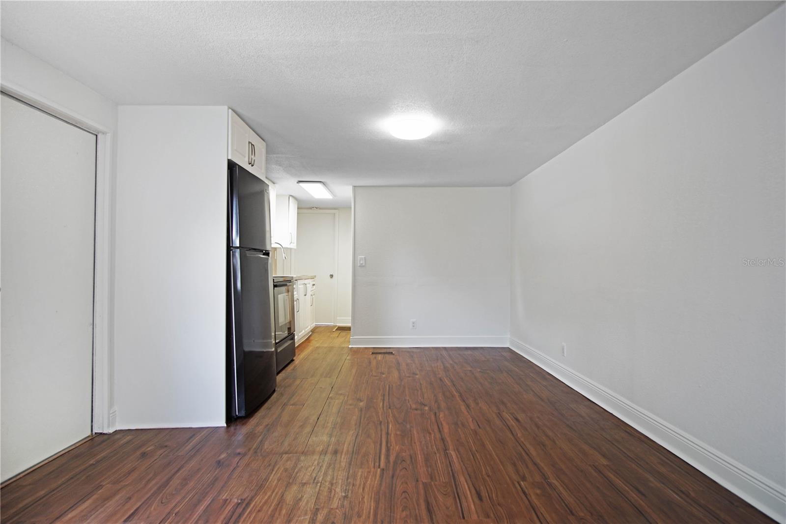 Image 9 of 18 For 26 Forest Drive 30b