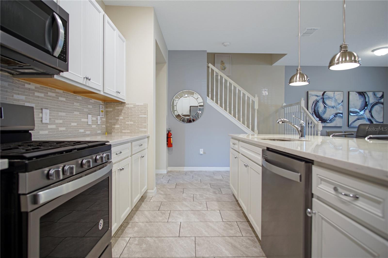 Image 13 of 33 For 7549 Oak Spring Lane